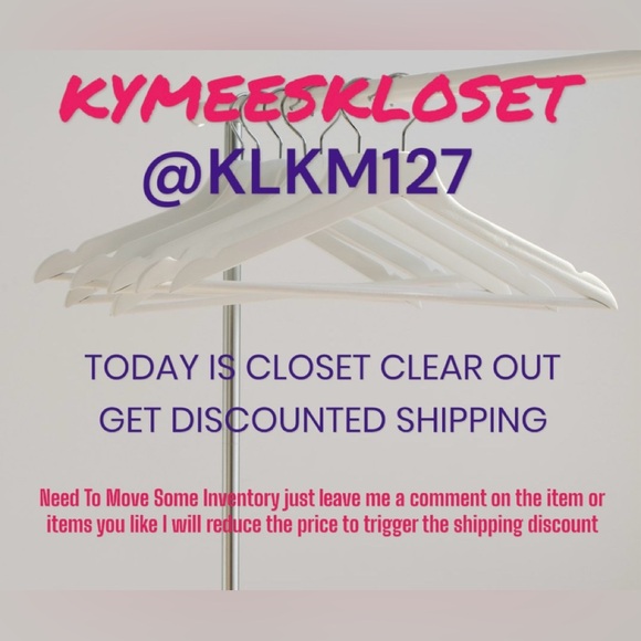 CLOSET CLEAR OUT 🛍️🛍️🛍️🛍️👜👚👙👔🩳🥼👛 - Picture 1 of 1